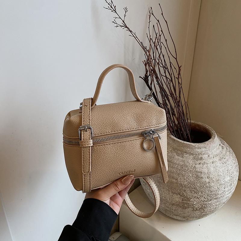 Small bag women's niche versatile new fashion messenger bag casual portable box small square bag