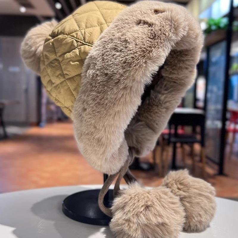 Daunenbaumwolle Damen süße und niedliche Pompon Winter verdickt warm Ohrenschutz Plüschmütze