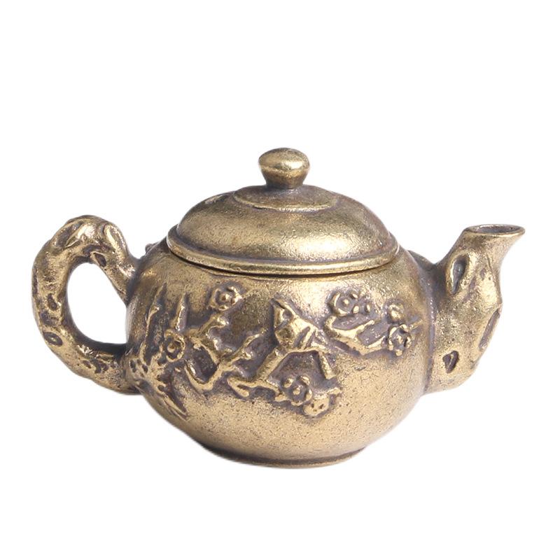 Brass Distressed Pot With Eyebrows Creative Desktop Decoration NAFU Antique Collectible Artsy Object Tea Ornaments Copper Wa