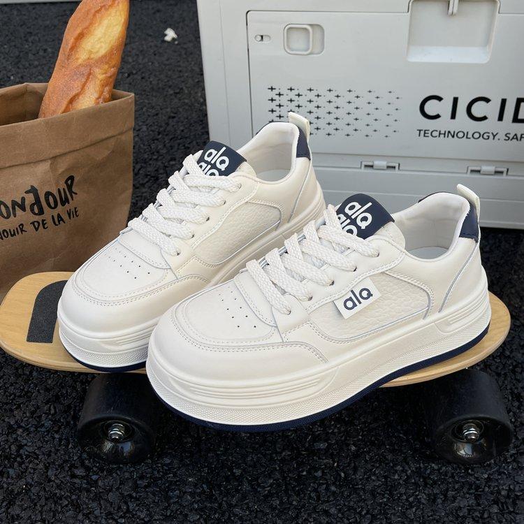 Leather Little White Shoes Women's Ultra-light Height Increase 2025 Spring and Autumn New Versatile Thick-soled Breathable Board Shoes