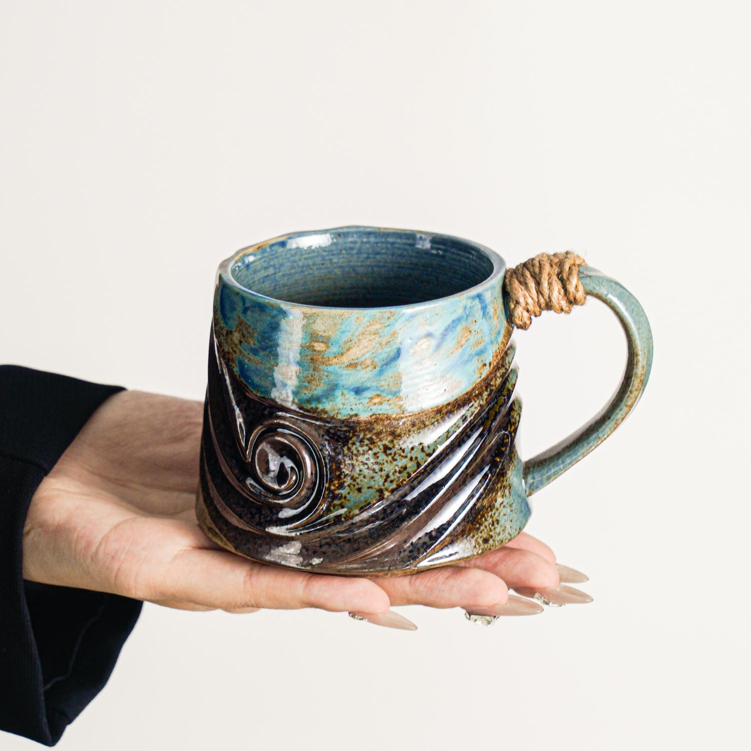 

Irregular Water Mug High Appearance Level Retro Kiln-transformed Ceramic Cup Home High-end and Exquisite Water Cup Gift Box Set 340ml