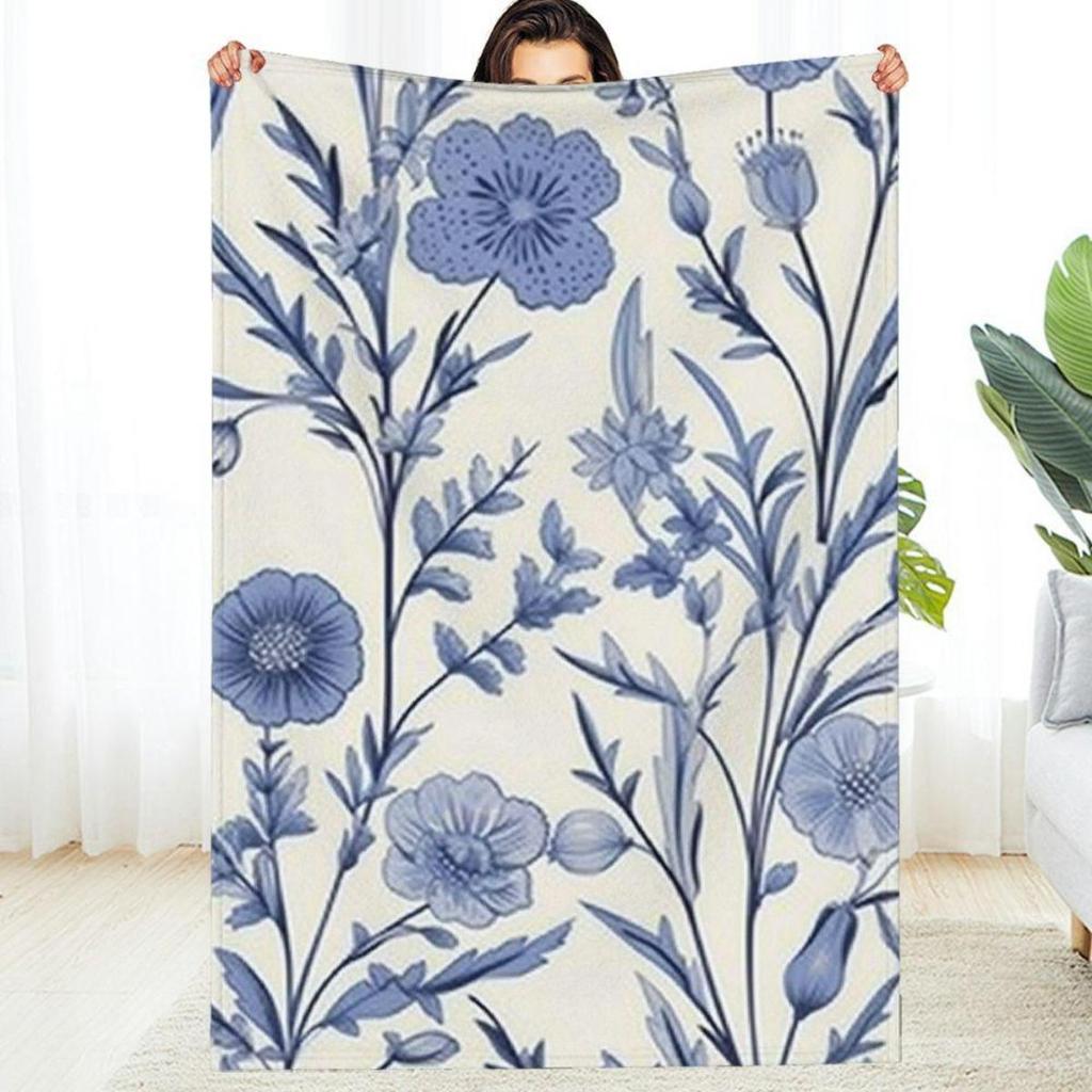 1 Stück Blaue Blumenmuster-Decke, Polyesterstoff, maschinenwaschbar, geeignet für Sofas, Betten und Reisen.