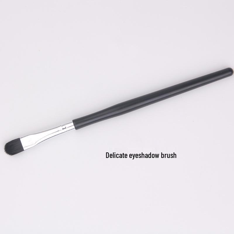 Multi-Use Makeup Brush: Loose Powder, Blush, Eyebrow, Eyeshadow, and Powder Brush