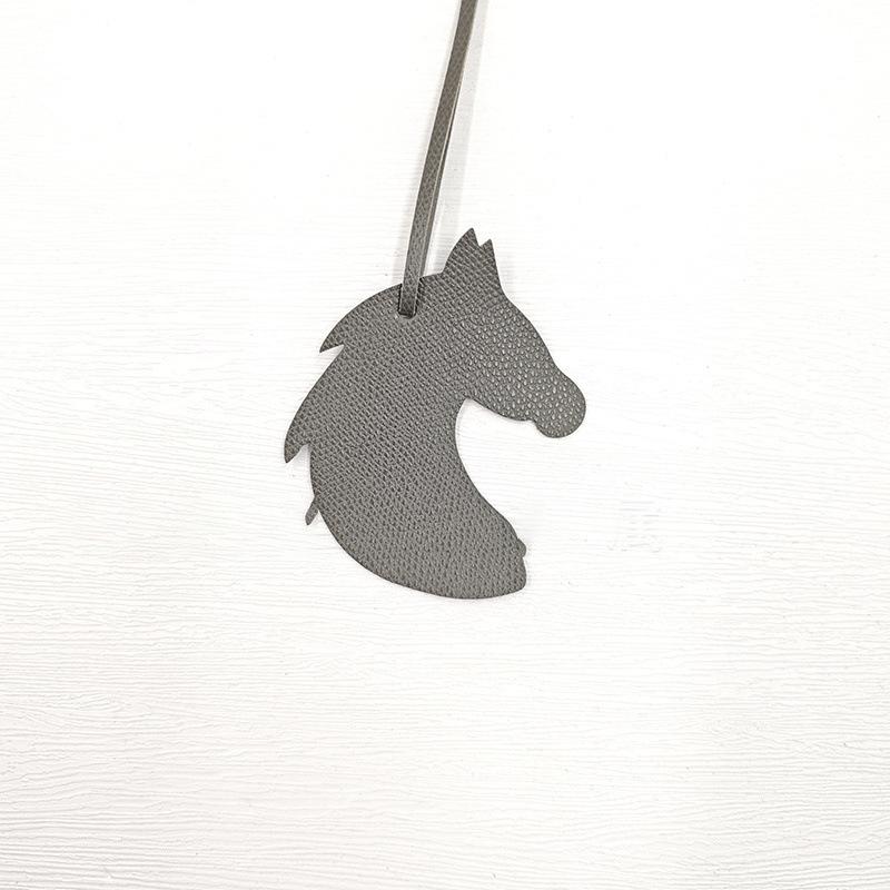Retro Leather Horse Head Bag Charm Soft Durable Decor Accessory for Backpack Handbag Keychain Suitable for Daily Use Gifting