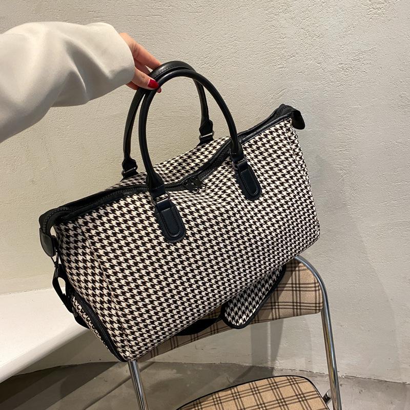 

Woolen Houndstooth Large Travel Bag for Short Trips & Postpartum Needs