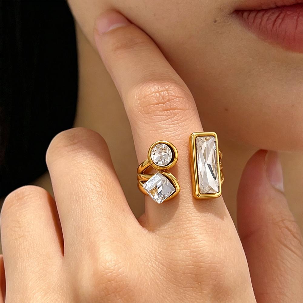 Vintage Minimalist Gold Color CZ Rings For Women Cute Cat Cute Hollow-Out Cat Anillos Flower Ring Jewelry Gift Summer Waterproof