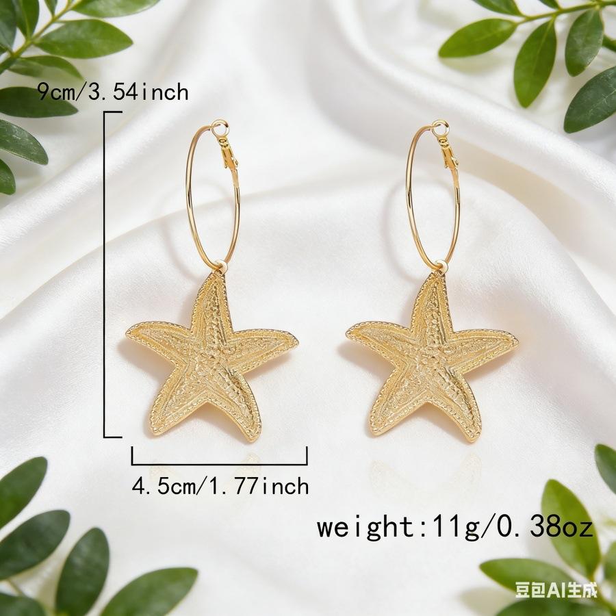 European and American women's earrings, personalized vacation style starfish pendant design earrings, versatile niche earrings