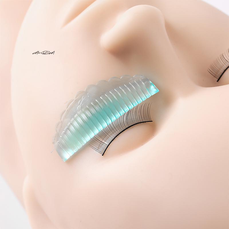 4Pairs Self-Adhesive Eyelash Lifting Kit with Silicone Lamination Pad Reusable 3D Lash Perm Rods Professional Eyelash Curler