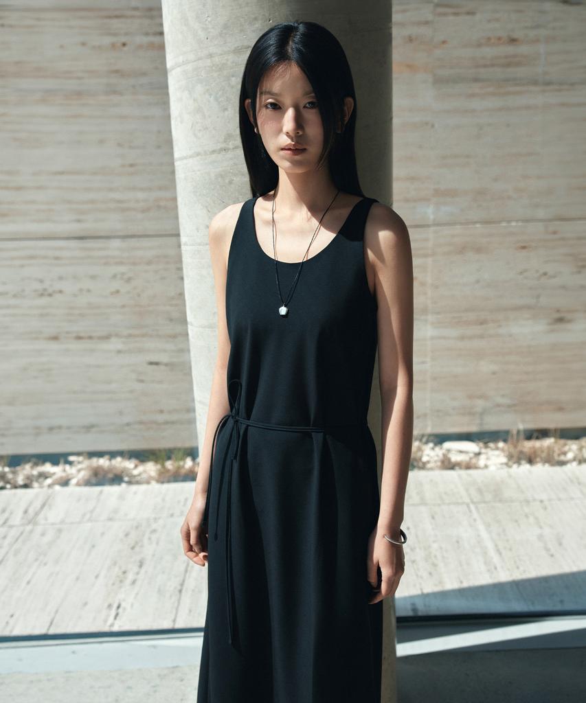 Siyajyu Sia8045 Classic Drape Long Dress_Black