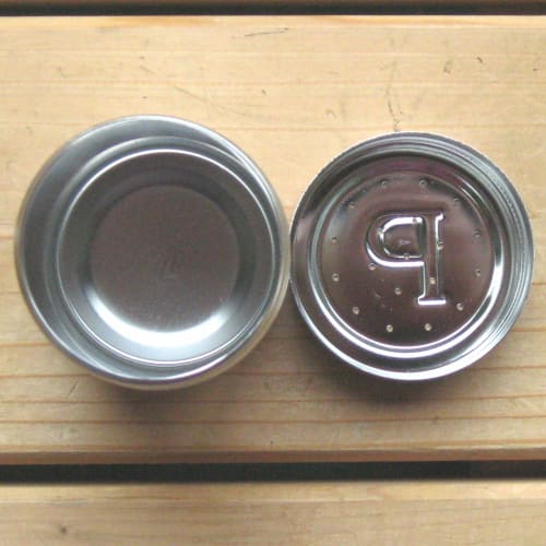 Nagao Tsubame-Sanjo Seasoning Shaker, Salt and Pepper Set, Stainless Steel, Made In Japan