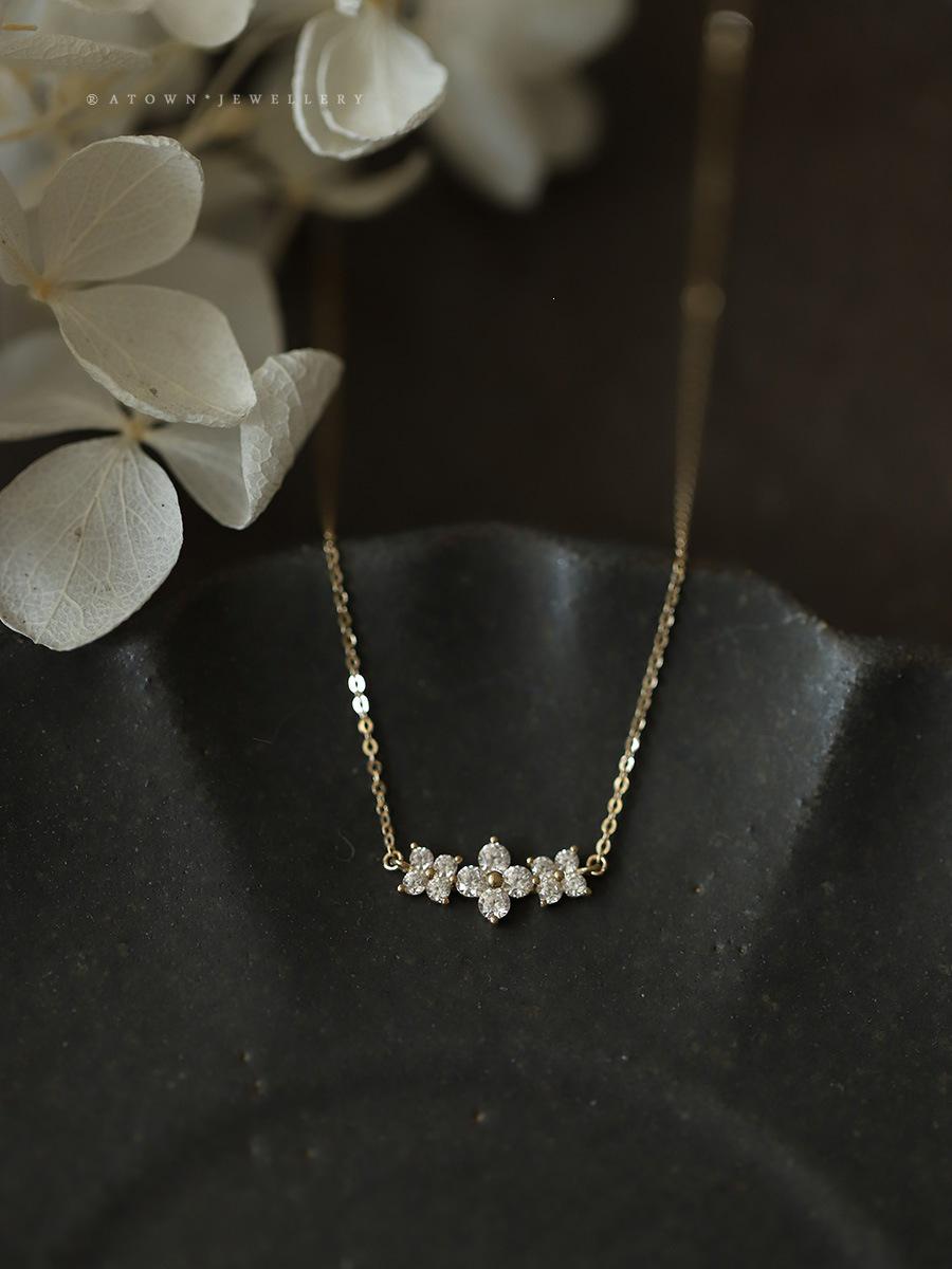 14K Gold-Plated S925 Sterling Silver Necklace with Three Diamonds and Mini Flower Pendant Gold 45cm Adjustable