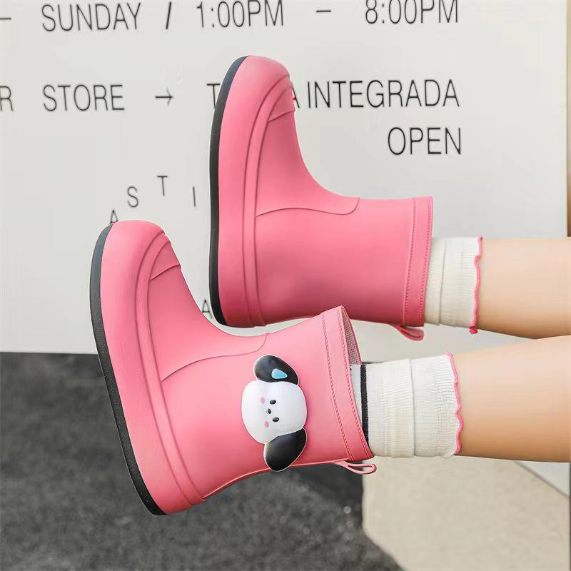 Women's Cute Korean Cartoon Non-Slip Waterproof Rain Boots with Velvet and Cotton for Warmth - Short Tube Outdoor Footwear