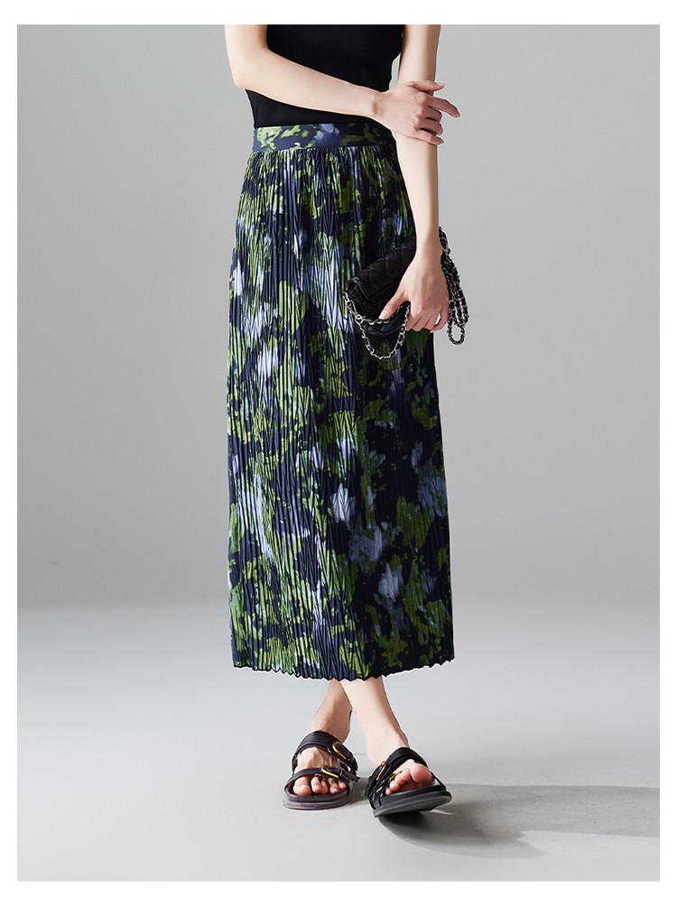 Fashionable printed pleated skirt 2026 summer thin commuting versatile mid length A-line skirt