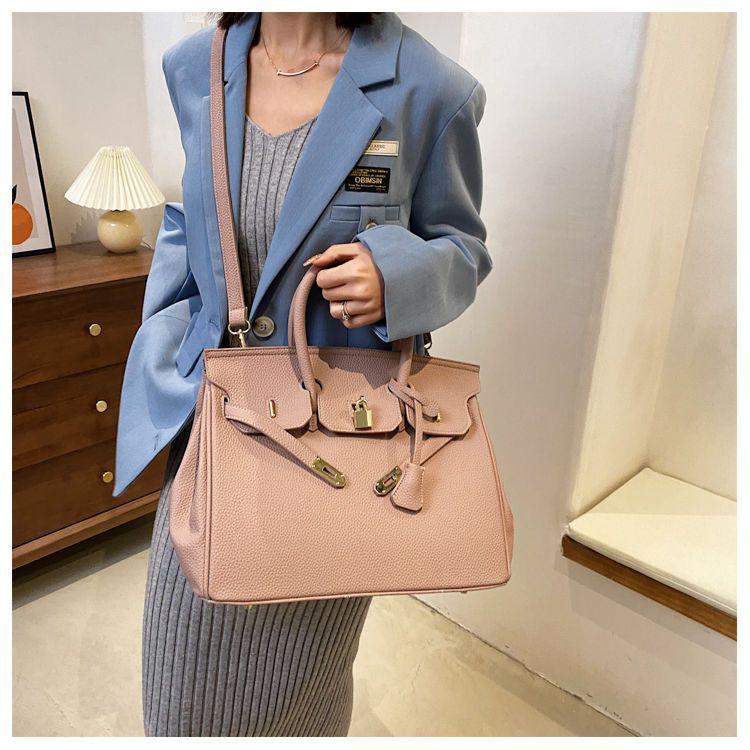 2021 Trendy Korean Style Women's Luxury Textured Crossbody and Shoulder Bag, Versatile Fashion Handbag