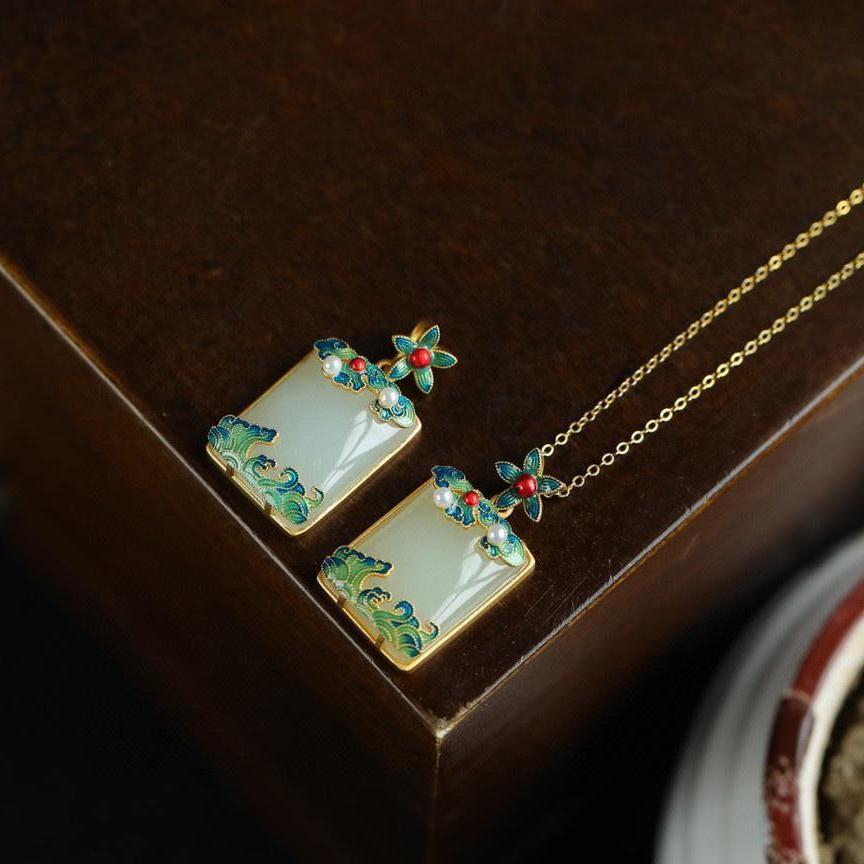 Inlaid Safe and Sound Plague Pendant Vintage Ethnic Necklace Collar Necklace Jewelry Gift