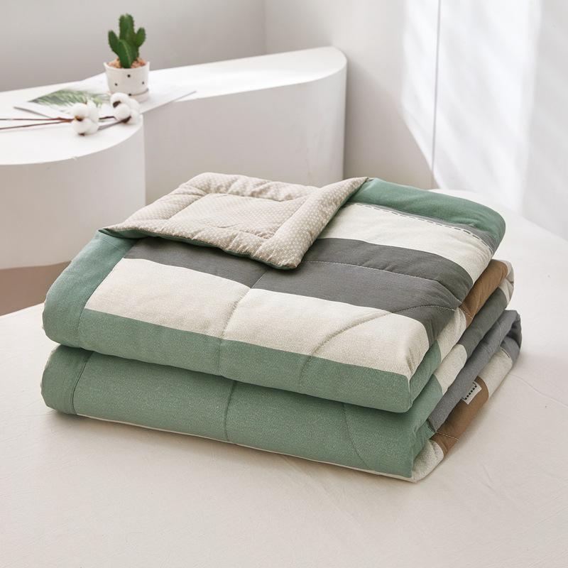 Summer Cool Cotton Quilt: Lightweight, Printed, for Double or Single Bedding