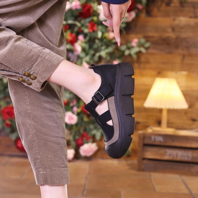 

Сандалии Baotou Roman женские летние 2025 новые легкие повседневные сандалии с мягкой подошвой и полой пряжкой на толстой подошве 35 чёрный