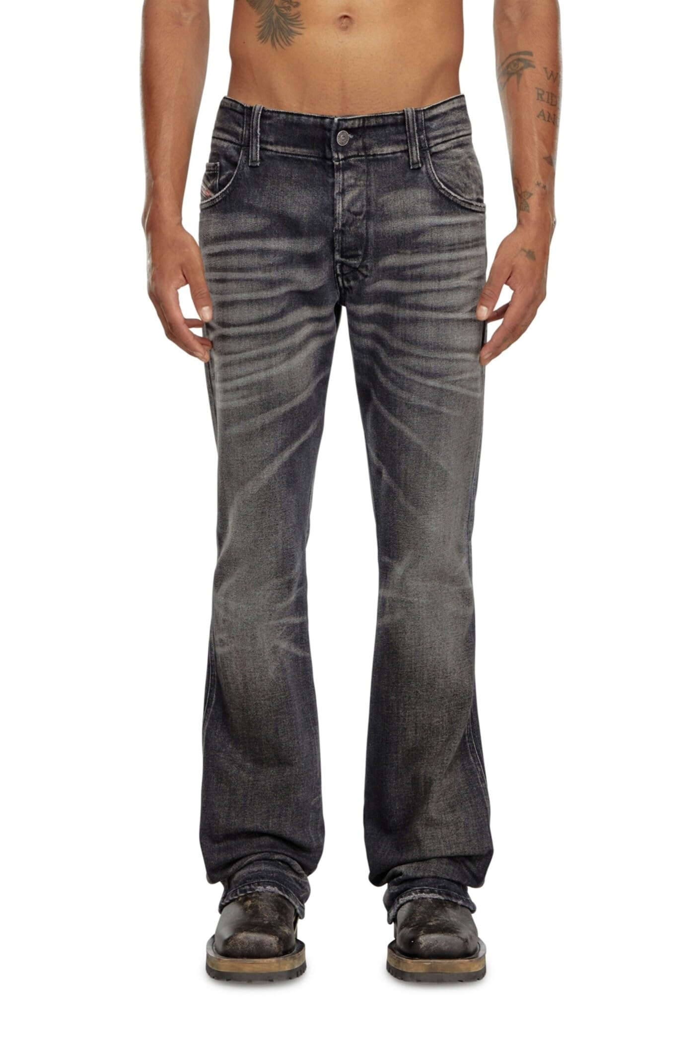 

Diesel Men s Slim Bootcut Denim D-BACKLER-RR L.32 A1376909J65 26-inch Black 02