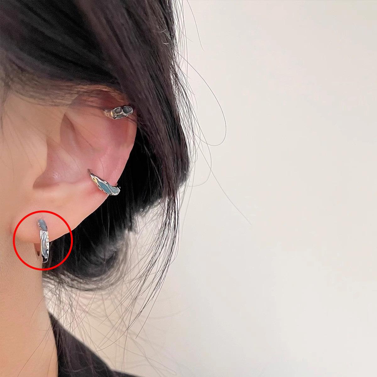 

Blue Irregular Oil Drop Ear Clips Niche Personality High-end INS Style Ear Buckle Design Elegant Classic Accessories Daily Jewelry