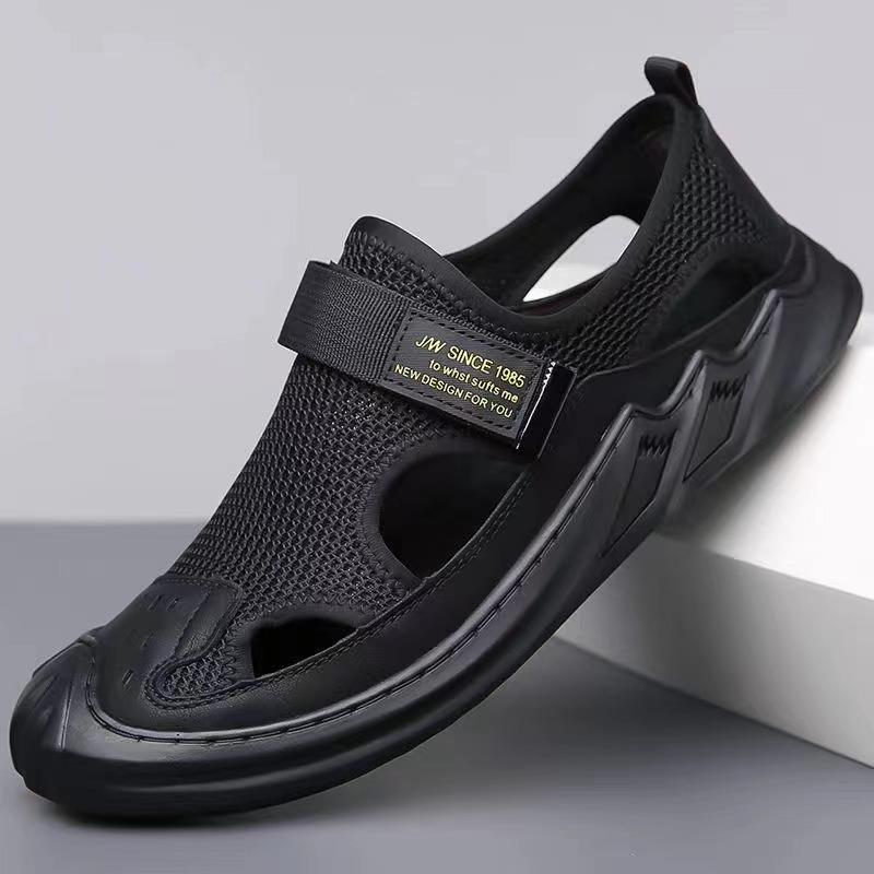 Summer Men's Sandals Casual Breathable Doudou Shoes Versatile Fashion One Pedal Trend Soft Sole Comfortable Slippers Large Size