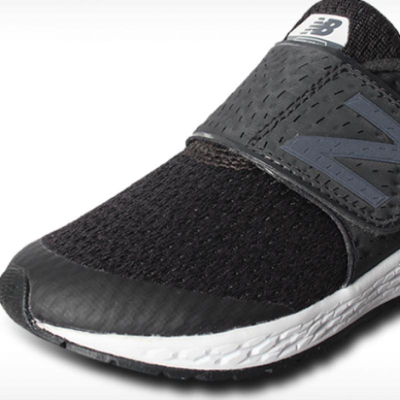 New Balance Pantofi Junior Negri Kvzntbcy