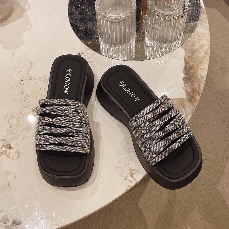 

One-word cool slippers women s 2025 summer platform cross comfortable casual rhinestone fashion with skirt sandals 39