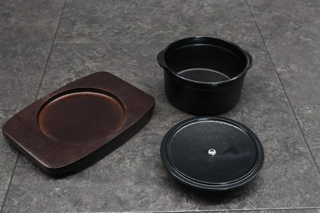 Asahi Mini Cocotte (with Wooden Base) Insulated Cooking Pot for Commercial Use
