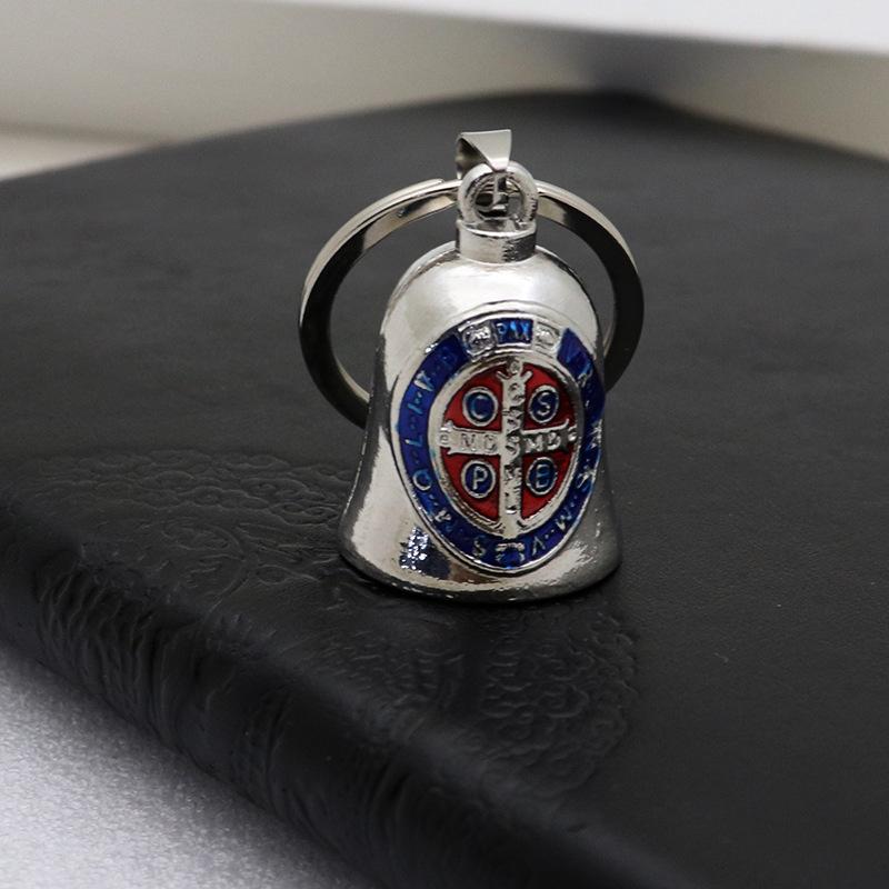 Retro Metal Jewelry Keychain with Bell Pendant - Car and Bag Decoration