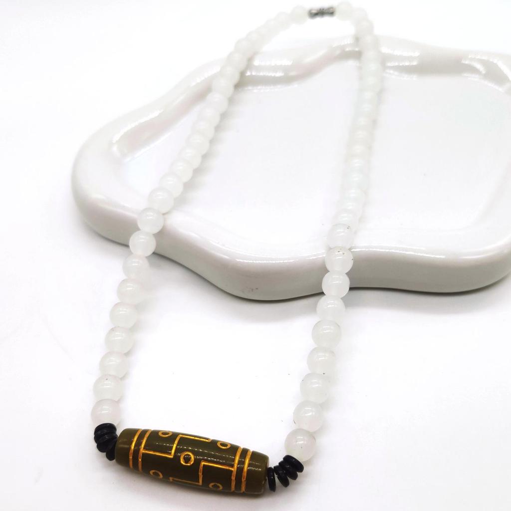 Retro Nine-Eyed Dzi Bead Necklace - High-End Ethnic Tibetan Style Imitation Agate Sweater Chain
