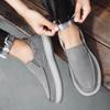 Herr Canvas Tyg Casual Sneakers 2025 Casual Skor Sport och Fritid Halkfria Ventilerande Sneakers Loafers Sommar Nya Sneakers