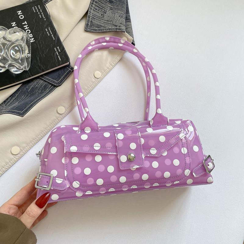 Modern City Pvc Shoulder Bag With Zipper Closure For Daily Use
