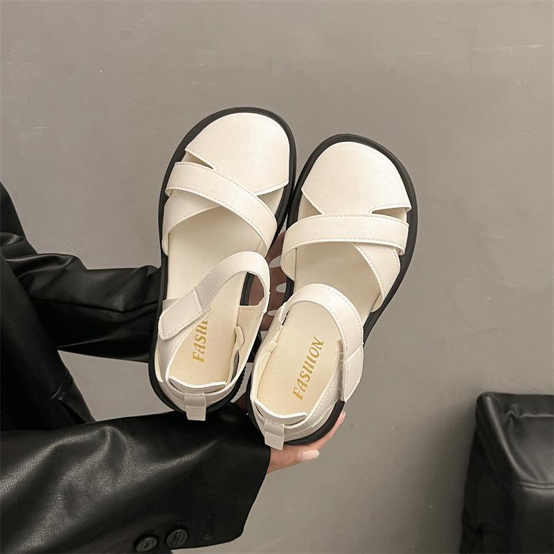 

Simple bag head Roman sandals women s summer 2025 new thick-soled Velcro fairy wind casual beach shoes 35