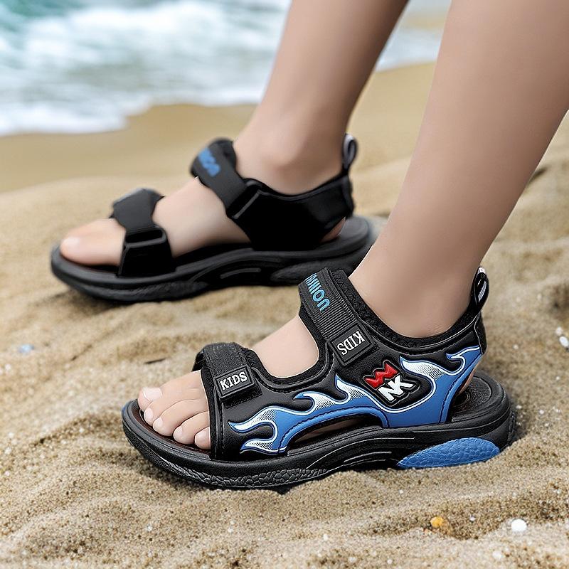 New Children's Classmates 6-12 Years Old 2025 Summer Breathable Sandals Lightweight Fashion Boys Outdoor Beach Shoes