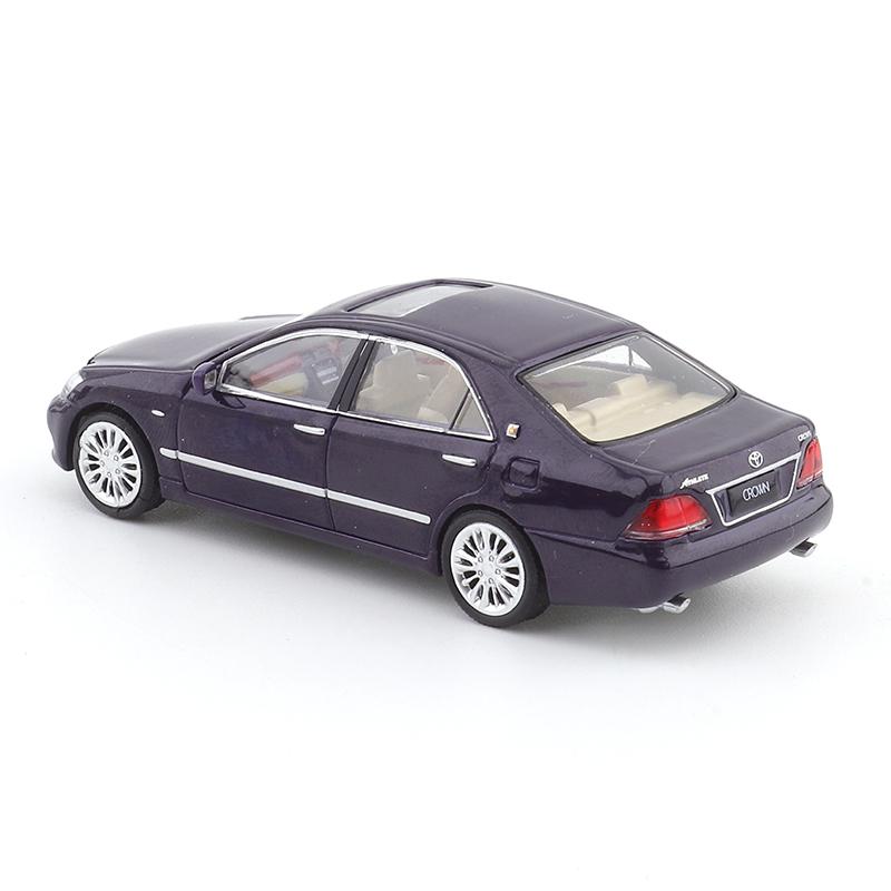 JKM 1/64 Toyota Crown 12th Generation Sedan Car Alloy Toys Motor Vehicle Diecast Metal Model Kids Xmas Gift Toys for Boys