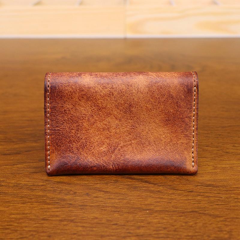 Neue Kopfschicht Kuhleder-Abholtasche für weibliche Studenten, Einfache Kartentasche, Retro-Gemüsegerbung Leder verwendet, Gebürstet, Handgefertigte Visitenkartenetui
