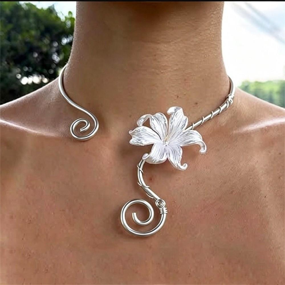 Spiral Iris Flower Necklace Multi Layered Zinc Zinc Alloy Neck Fashion Flower Collarbone Chain Girls