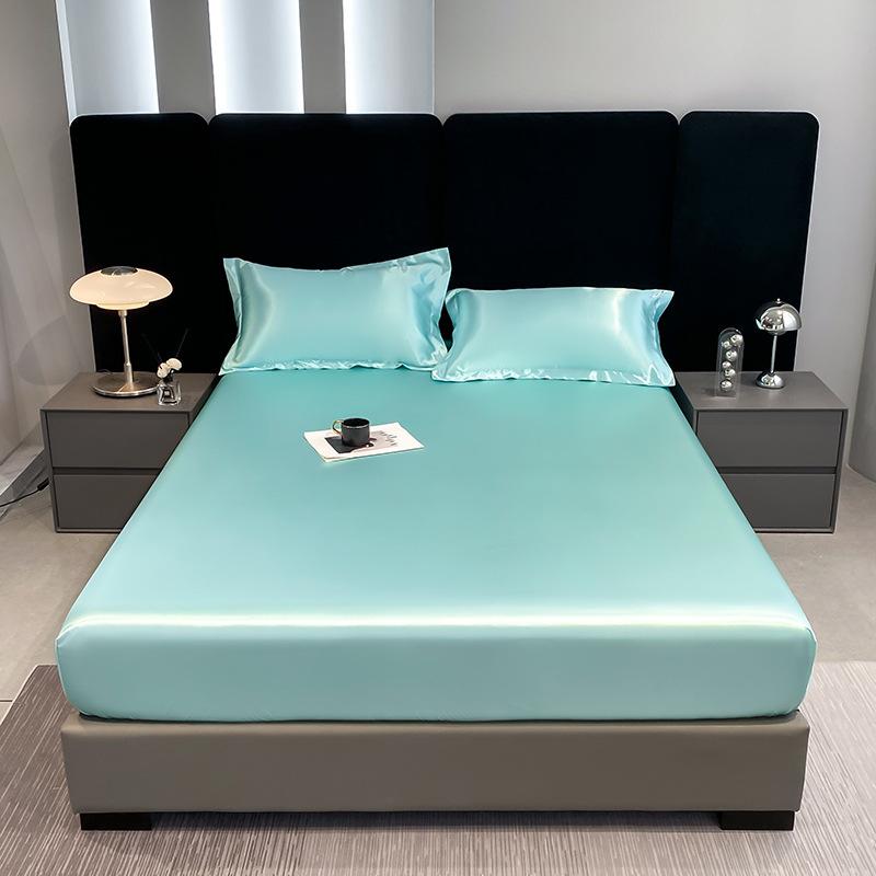 Cross-border Washed Silk Mattress Bamboo Fiber Waterproof Mattress Urine Barrier Non-slip Fixed Fully Enclosed Mattress Protective Cover