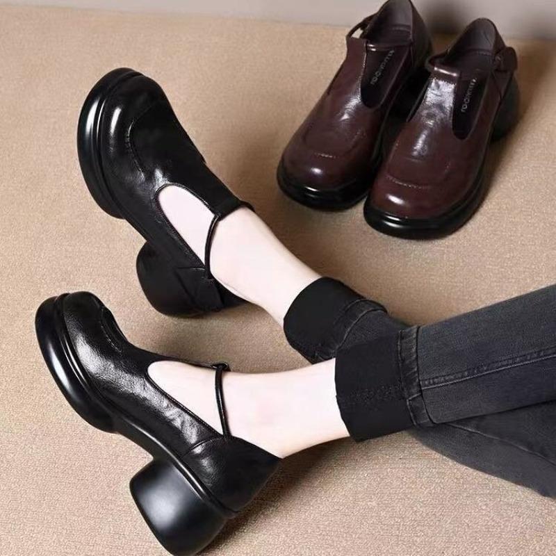 Thick heel shallow mouth single shoes autumn new round head T-strap small leather shoes waterproof table comfortable versatile high heels