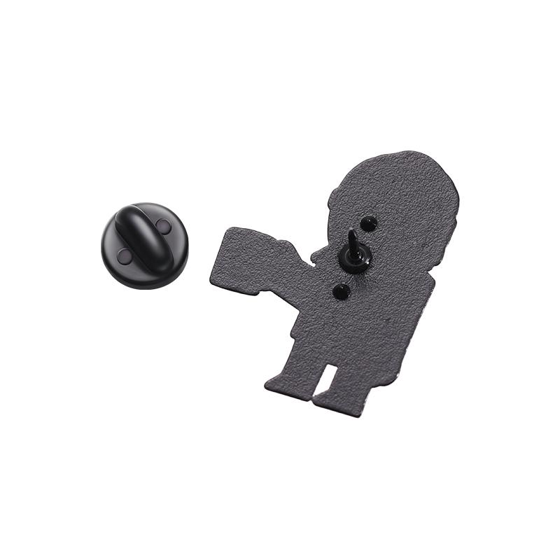 Halloween Horror Brooch Enamel Pins Custom Masked killer Brooches Lapel Badges Funny Jewelry Gift for Friends