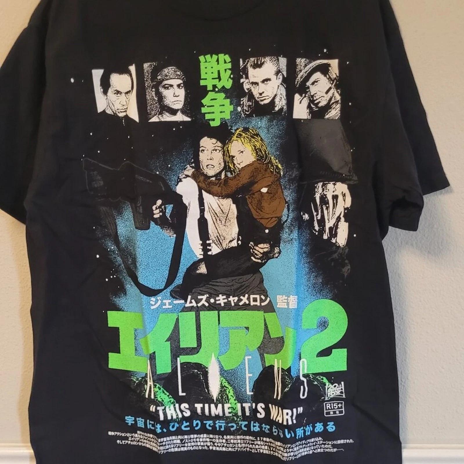 

Rucking Fotten Variant Aliens Glow in the Dark T-Shirt Large 2XL