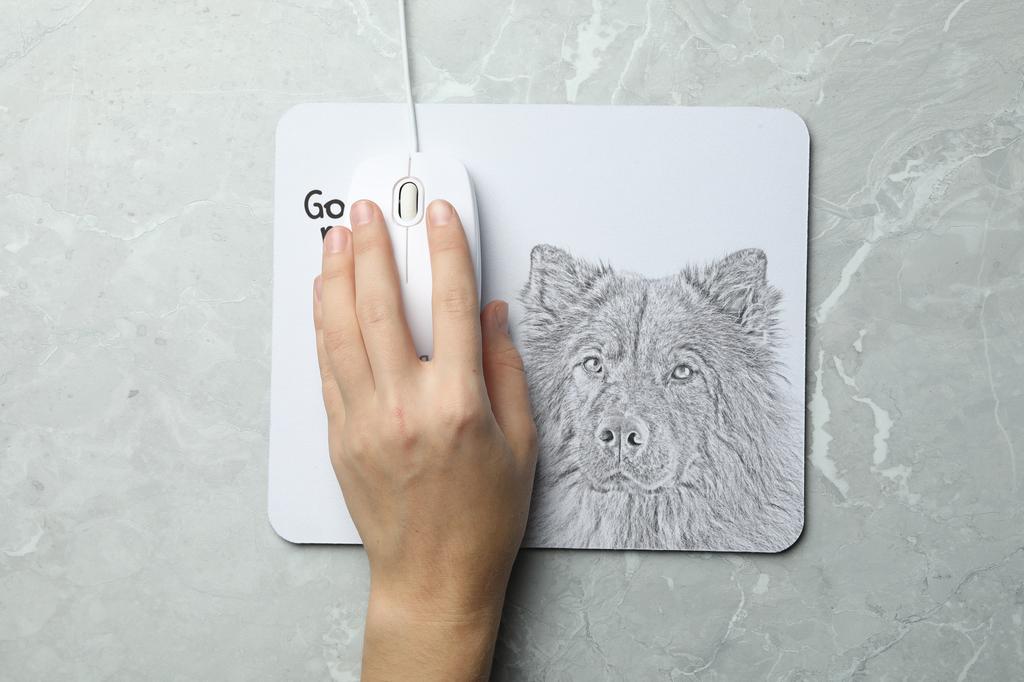 Avrasya, Eurasier - baskılı mouse pad, kişiselleştirilmiş köpek temalı mouse pad, Art-Dog markasından bir ofis çalışanı için benzersiz bir aksesuar