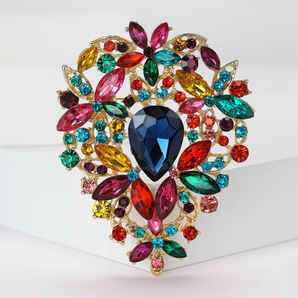 SKEDS Women Girls Luxury Rhinestone Large Size Pin Exquisite Fully Crystals Creative Women's Badges Banquet Brooch Jewelry