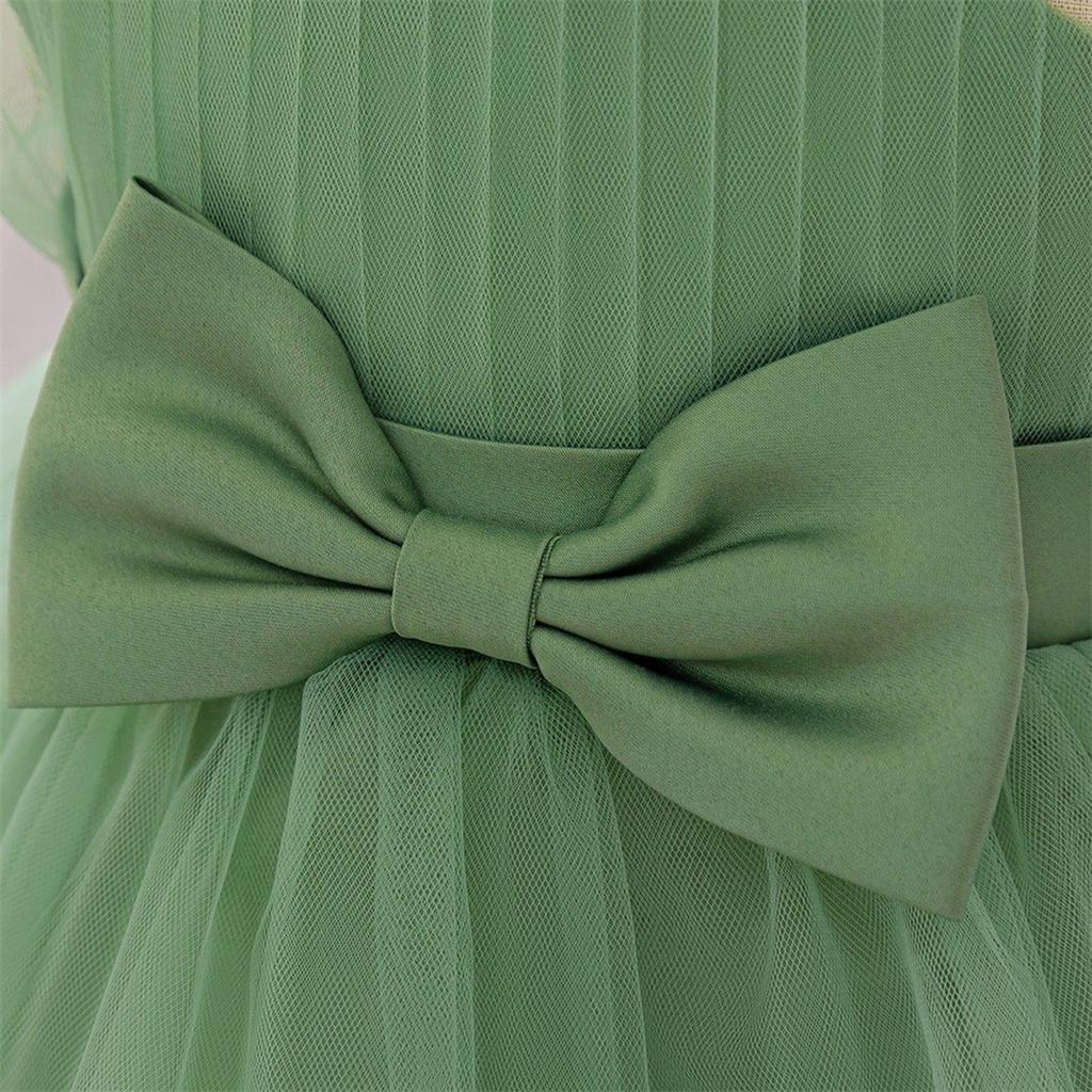Flickornas prinsessklänning