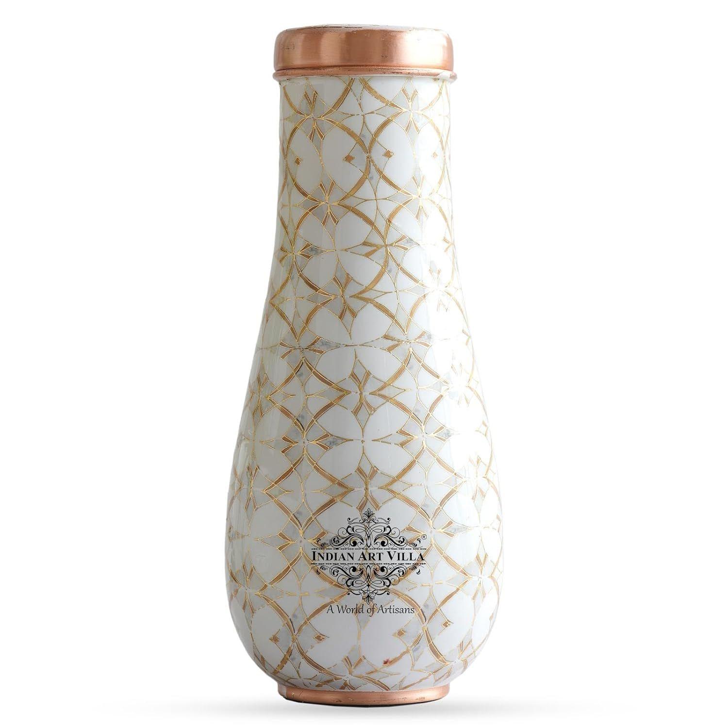 

Медная золотая бутылка с блочной печатью для спальни – Дизайнерская посуда для напитков, Стильная медная бутылка для воды для домашнего использования, Объем – 1500 мл