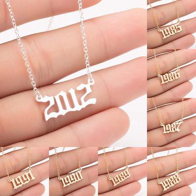 Charm Kolye Uçlu Kolyeler Kişiselleştirilmiş Kolye Kadınlar İçin Takı Yıl Numarası 1 Adet Özel Tarih 1980'den 2019'a Kolye