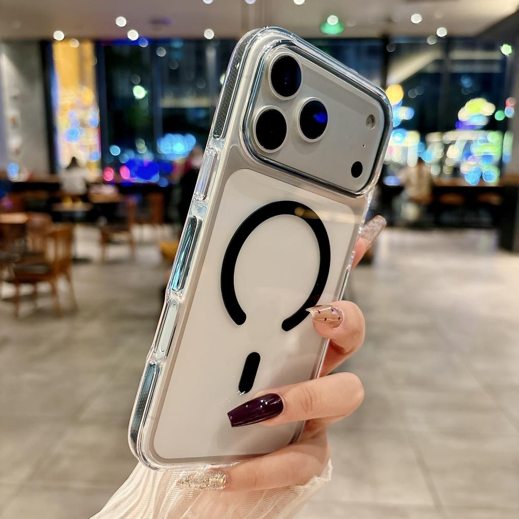 Applicable to Apple 17 mobile phone case transparent non-yellowing acrylic strong magnetic suction iPhone16 two-in-one protective case