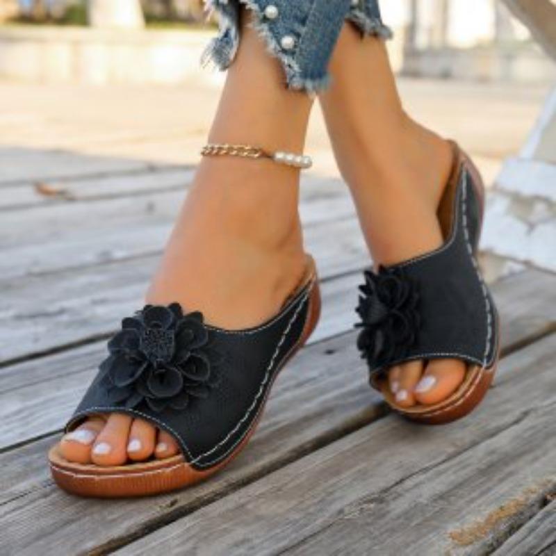 Women Slippers Casual Wedges Shoes Women Elegant Low Platform Slippers Fashion beach Slides Women Summer Soft Heels Sandals