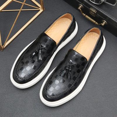 Novos sapatos masculinos de couro sapatos casuais da moda borlas sapatos de skate planos confortáveis mocassins xadrez 38-46
