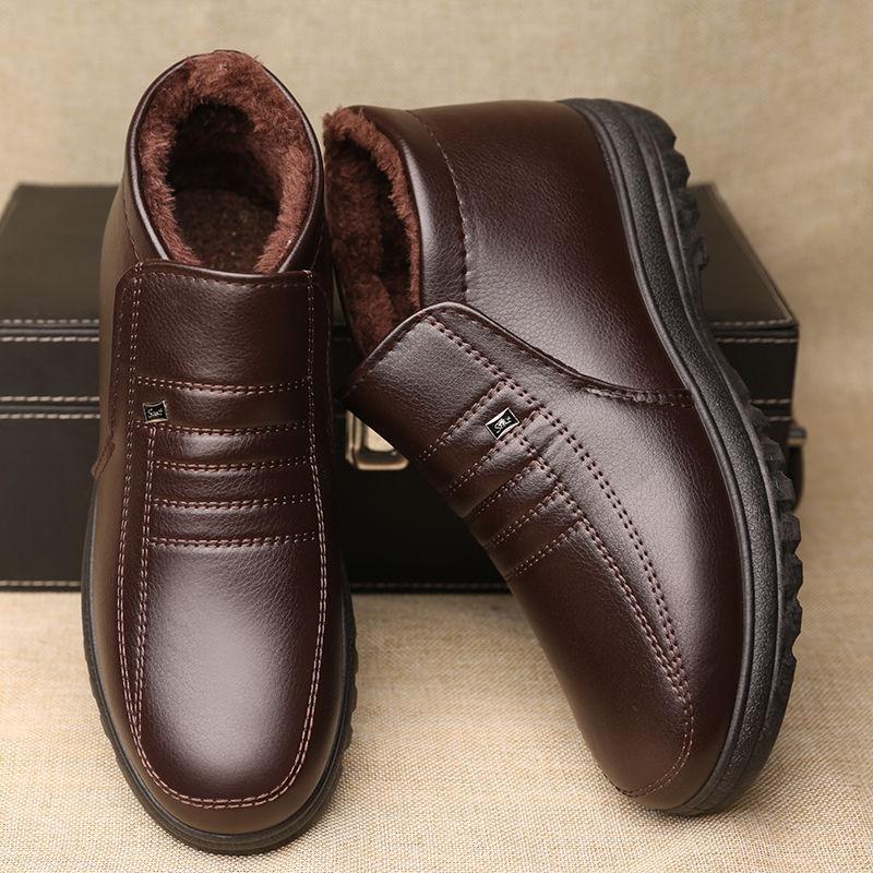 

Winter new men s cotton shoes warm and piled and thickened casual high-top shoes versatile cotton leather shoes 44 коричневий