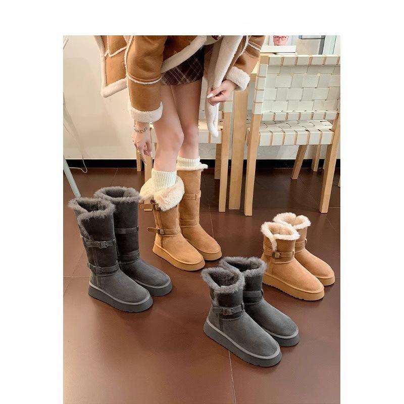 Tall boots, warm cotton shoes, Northeast snow boots, women's winter piled and thickened gray thick-soled heightening fluffy short boots